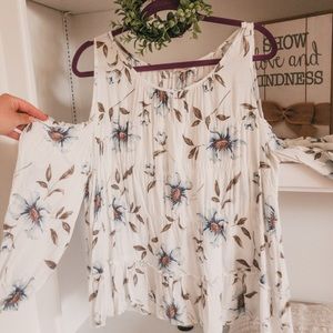 Cold Shoulder Floral Top